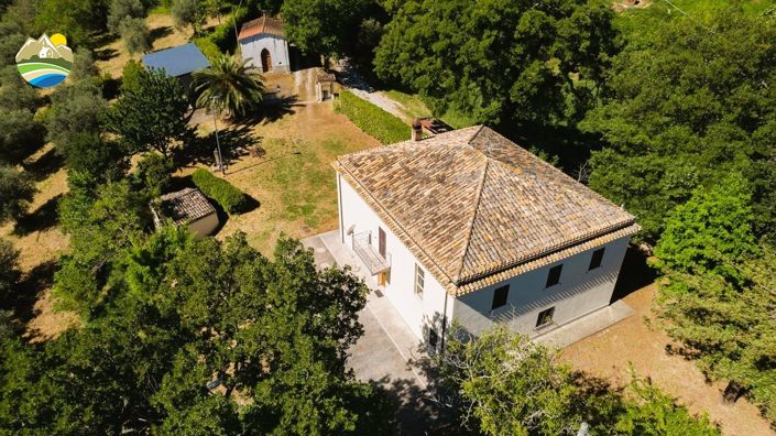 Image No.3-Maison de campagne de 4 chambres à vendre à Cellino Attanasio