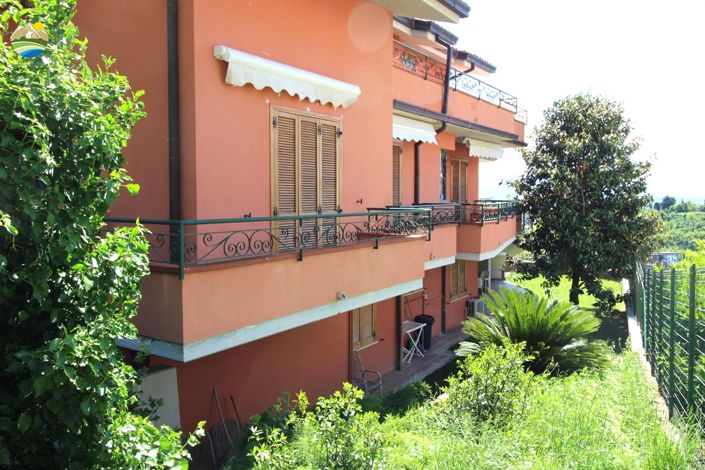 Image No.47-Villa de 3 chambres à vendre à Penne