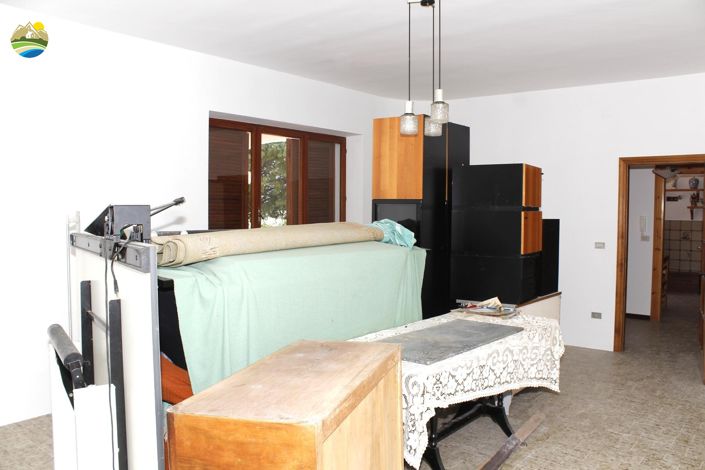 Image No.37-3 Bed Villa for sale
