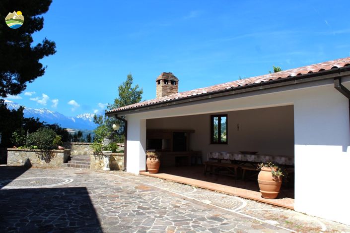 Image No.43-3 Bed Villa for sale
