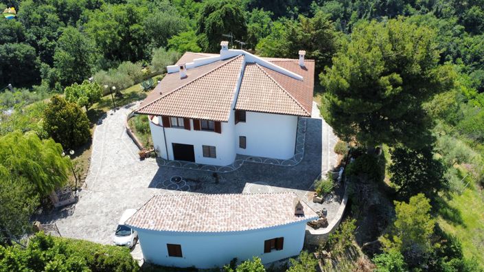 Image No.48-3 Bed Villa for sale