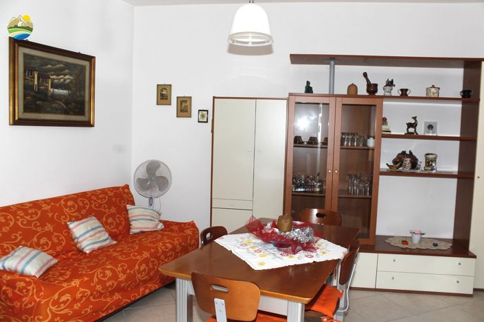 Image No.20-2 Bed Property for sale