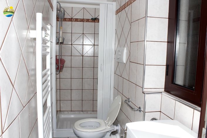 Image No.26-2 Bed Property for sale
