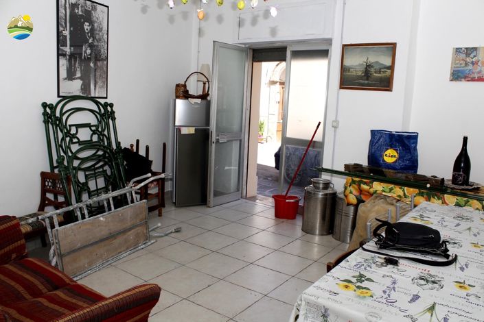 Image No.35-2 Bed Property for sale