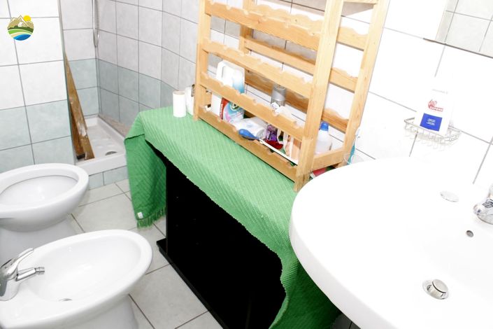 Image No.37-2 Bed Property for sale