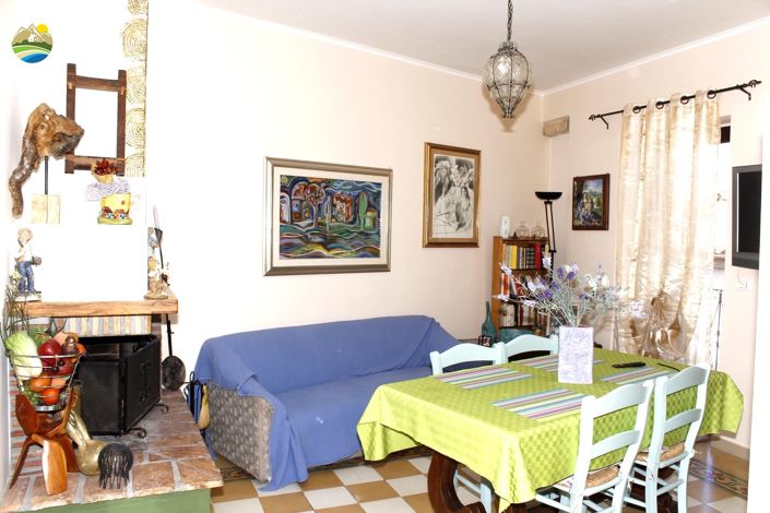 Image No.9-2 Bed Property for sale
