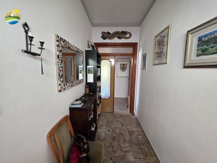 Image No.14-3 Bed Country House for sale