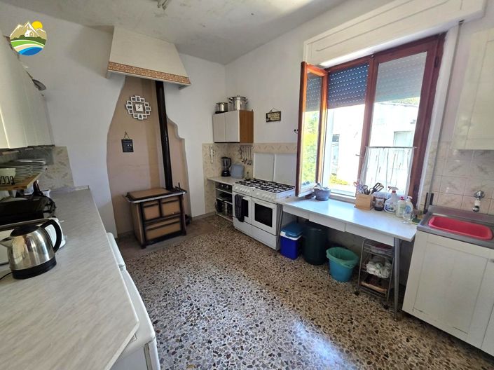 Image No.16-3 Bed Country House for sale