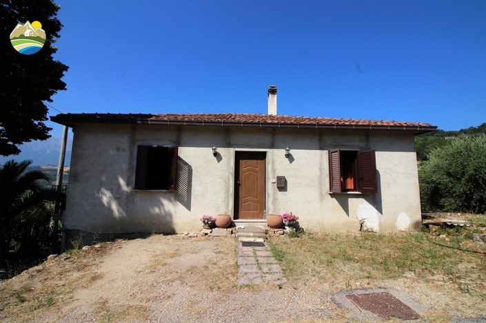Image No.2-Maison de campagne de 2 chambres à vendre à Bisenti