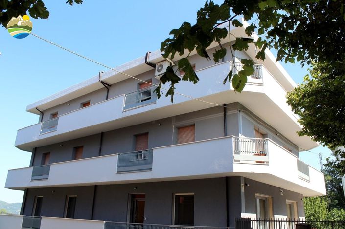 Image No.3-3 Bed Apartment for sale