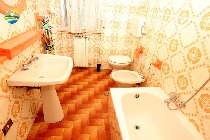 Image No.27-3 Bed Apartment for sale