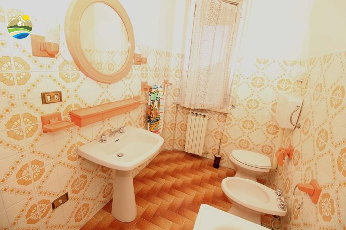 Image No.28-3 Bed Apartment for sale