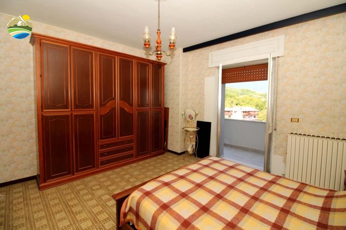 Image No.30-3 Bed Apartment for sale