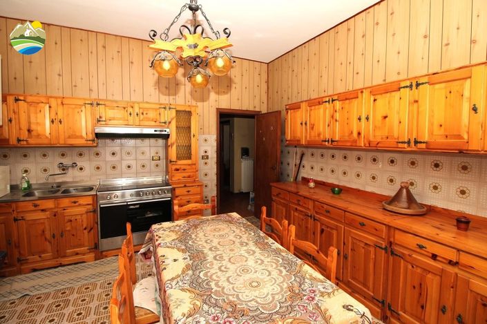 Image No.9-3 Bed Apartment for sale