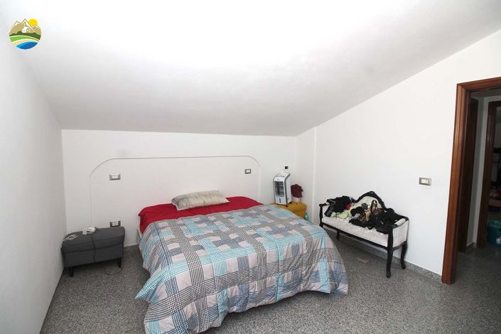 Image No.14-2 Bed Apartment for sale