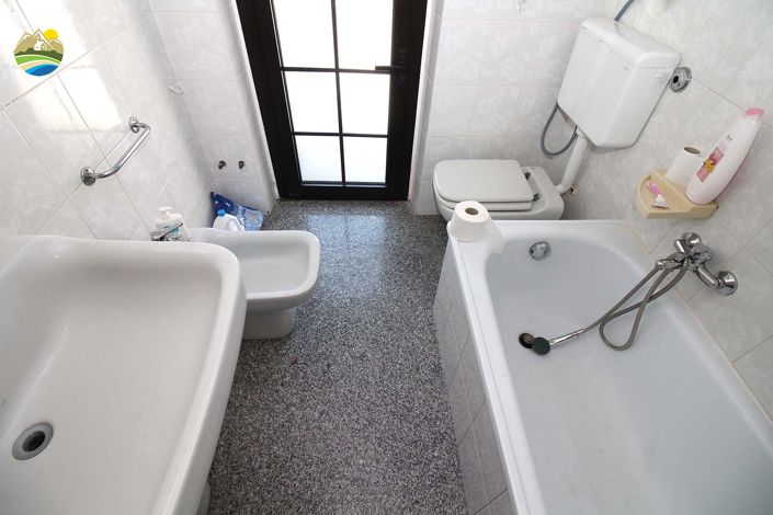 Image No.17-2 Bed Apartment for sale