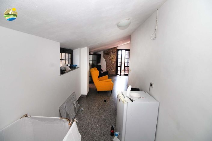 Image No.21-2 Bed Apartment for sale
