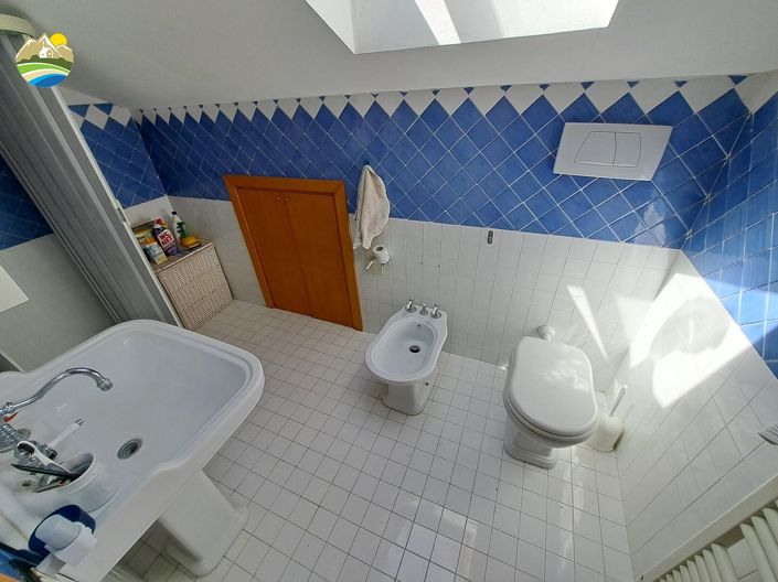 Image No.24-Villa de 5 chambres à vendre à Teramo