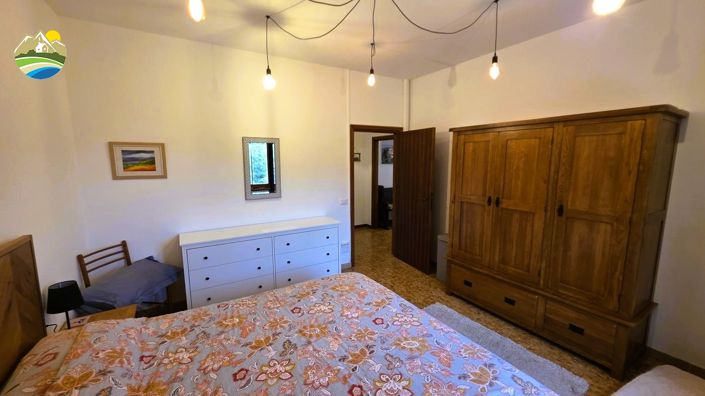 Image No.24-2 Bed Country House for sale