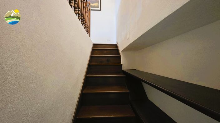 Image No.27-2 Bed Country House for sale