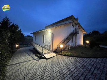 909930