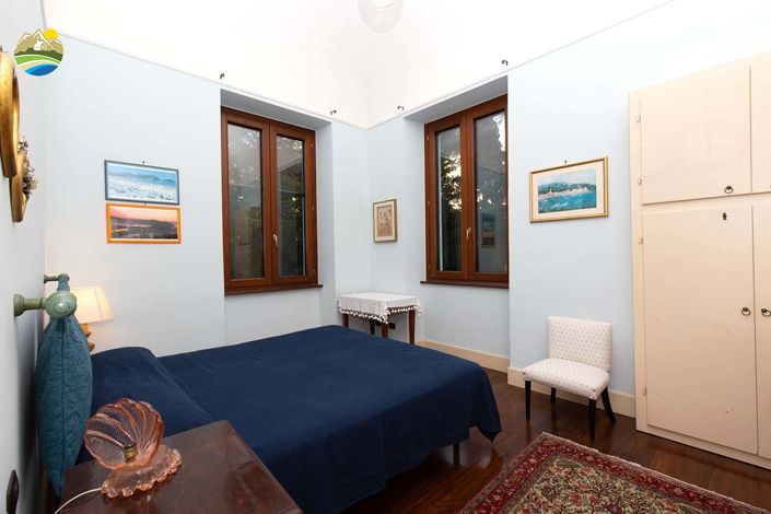 Image No.15-6 Bed Villa for sale