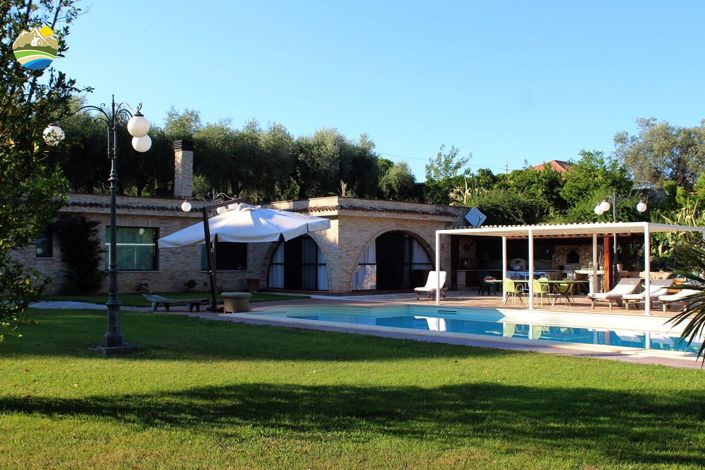 Image No.30-6 Bed Villa for sale