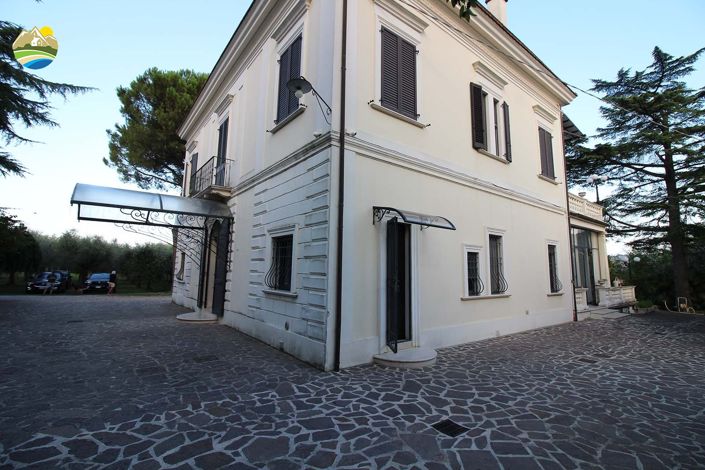 Image No.33-6 Bed Villa for sale