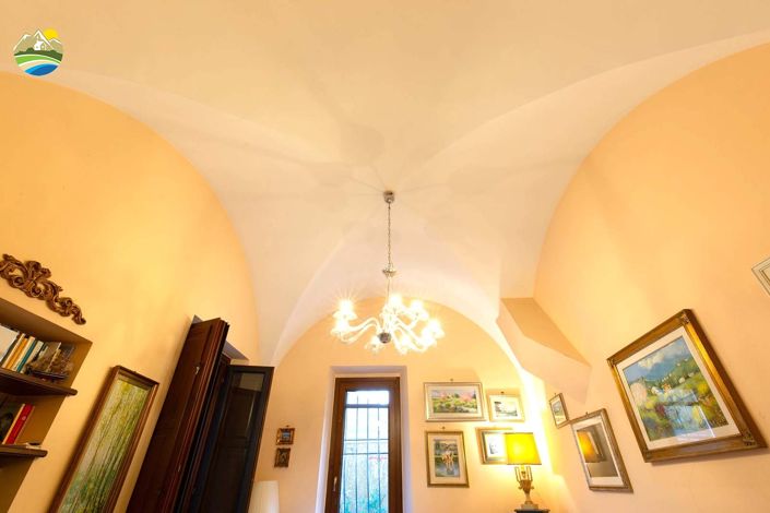 Image No.60-6 Bed Villa for sale