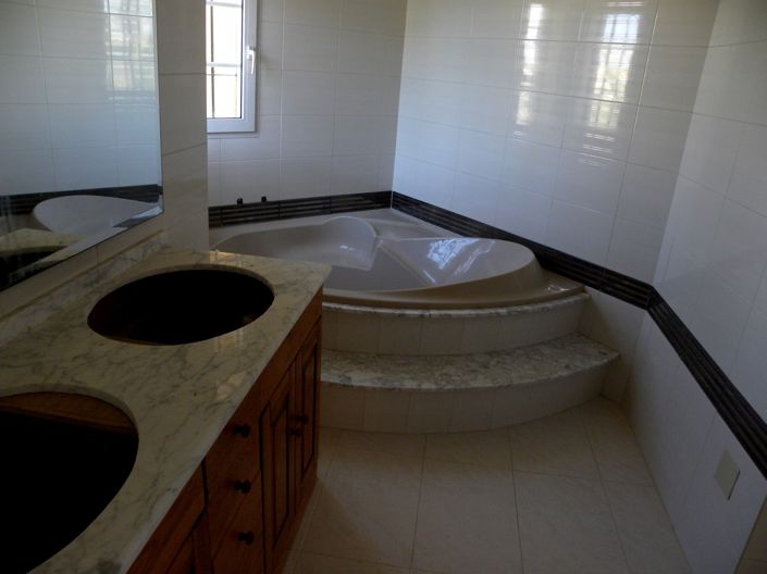 Image No.11-3 Bed Villa for sale