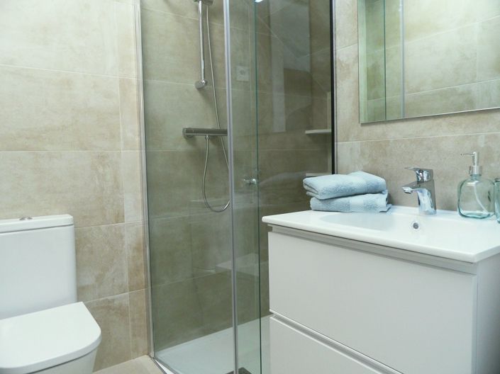 Image No.14-3 Bed Townhouse for sale