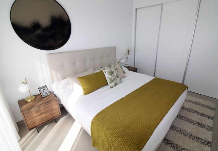 Image No.17-3 Bed Townhouse for sale