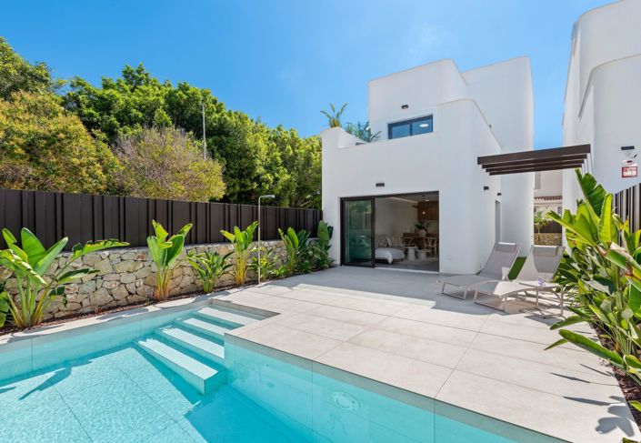 Image No.1-3 Bed Villa for sale