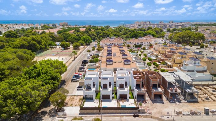 Image No.3-Villa de 3 chambres à vendre à Mil Palmeras