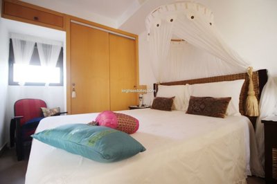 312269afec28e57a6547759898