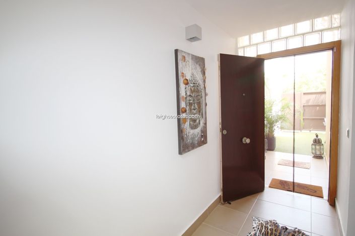 Image No.18-2 Bed Townhouse for sale