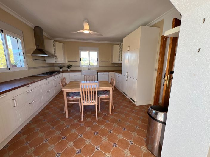 Image No.8-Villa de 4 chambres à vendre à Pinar de Campoverde