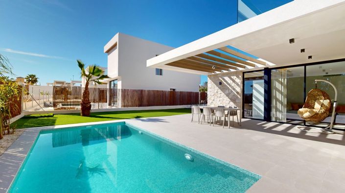 Image No.17-3 Bed Villa for sale