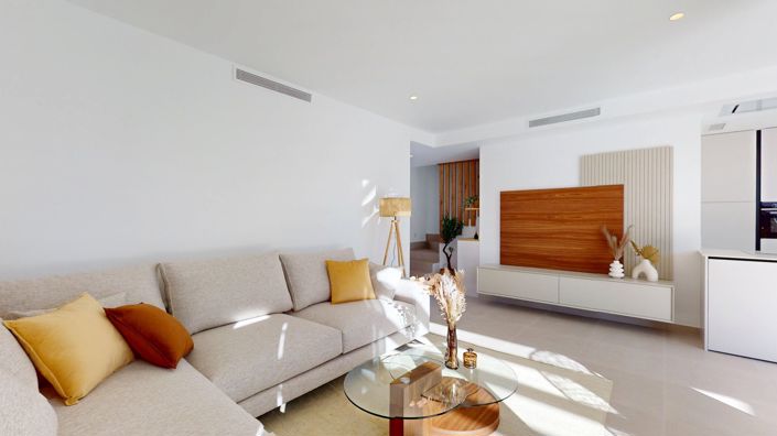 Image No.6-3 Bed Villa for sale