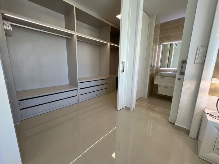 Image No.12-5 Bed Villa for sale