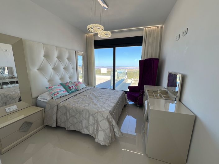 Image No.26-5 Bed Villa for sale