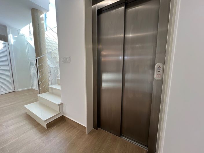 Image No.31-5 Bed Villa for sale