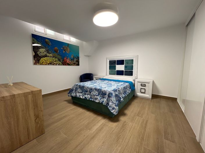 Image No.40-5 Bed Villa for sale