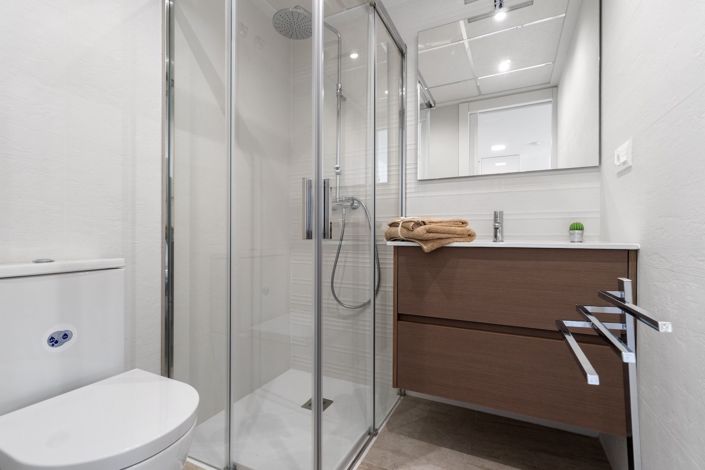 Image No.15-2 Bed Apartment for sale