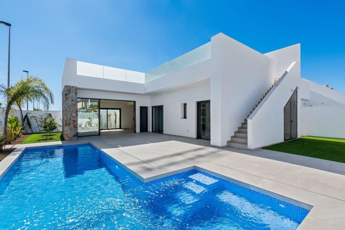 Image No.1-3 Bed Villa for sale