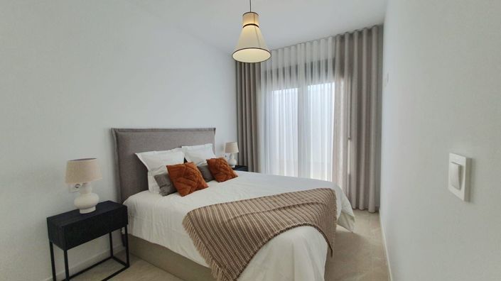 Image No.5-3 Bed Townhouse for sale