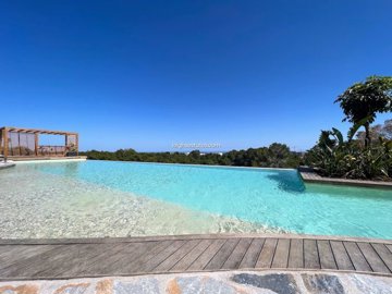 209569afeaeac4163405824212