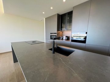 209869afeaeba3338165939959