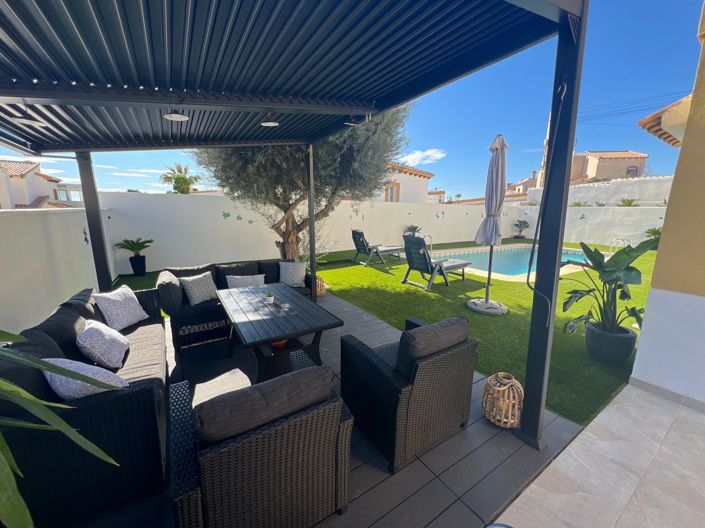 Image No.14-3 Bed Villa for sale