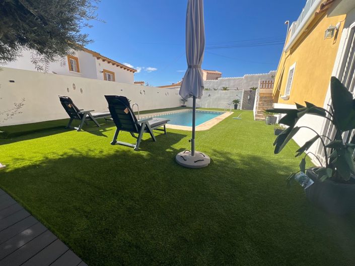 Image No.28-3 Bed Villa for sale